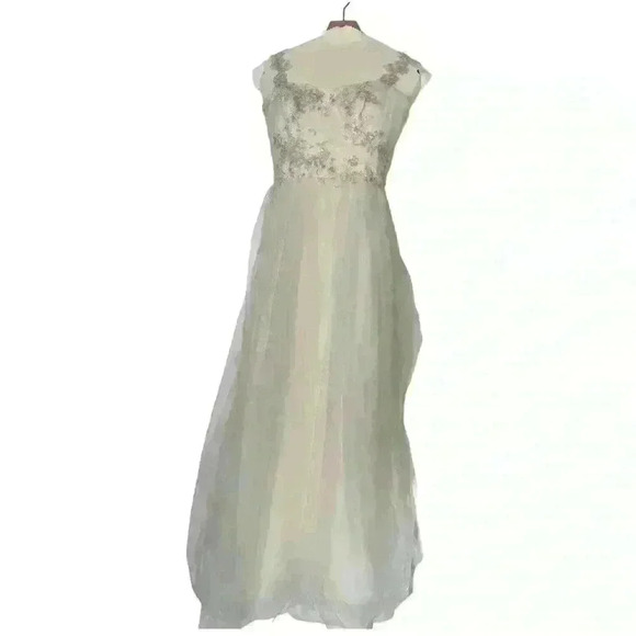 DAVID'S BRIDAL COLLECTION
Tank‎ Tulle A-line Wedding Dress w/ Lace - Picture 6 of 14